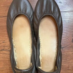 Chocolate Brown Tieks